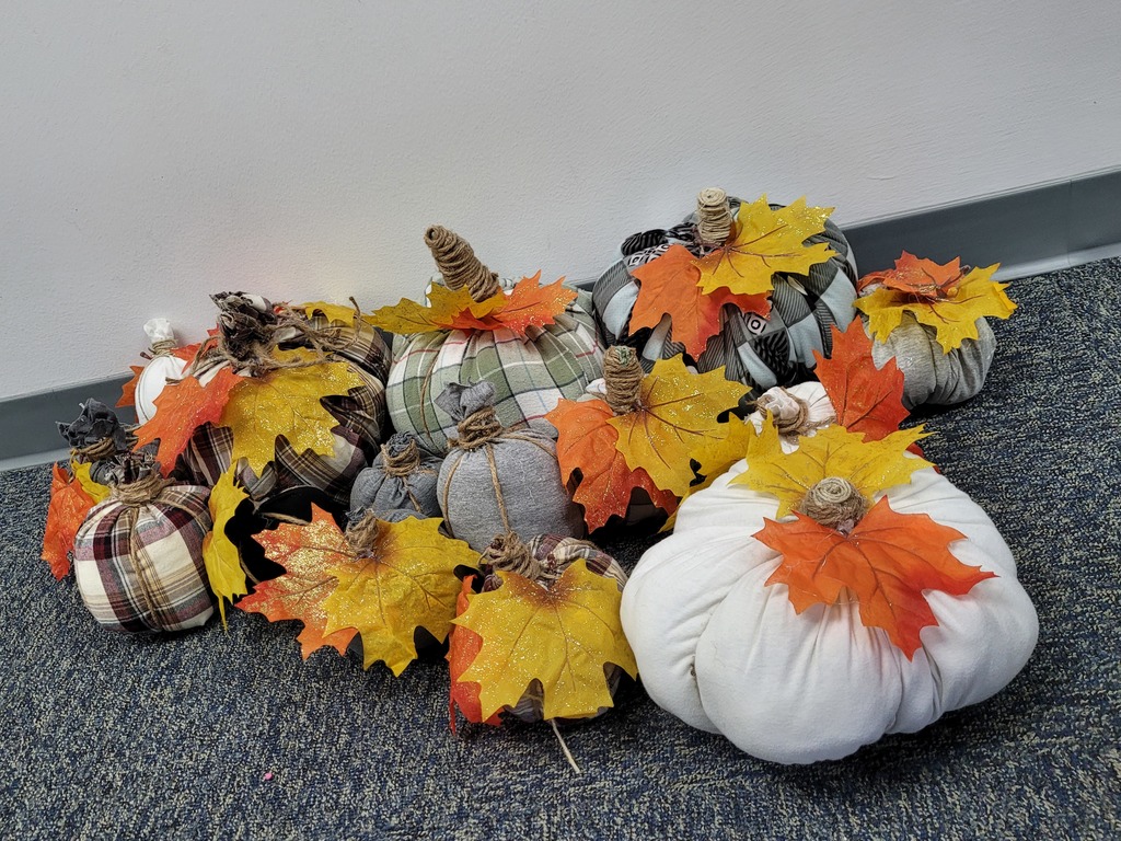 MS Craft Club project - fall pumpkins