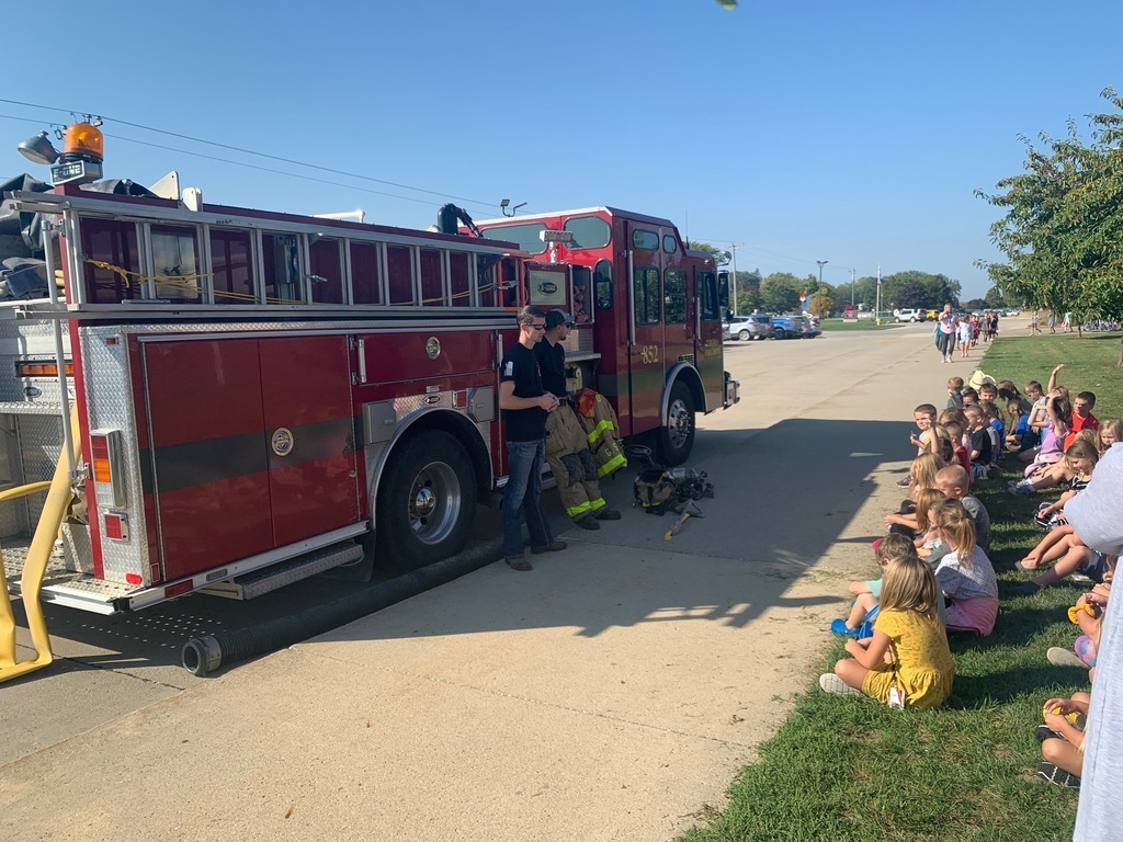 Students and the firefighters