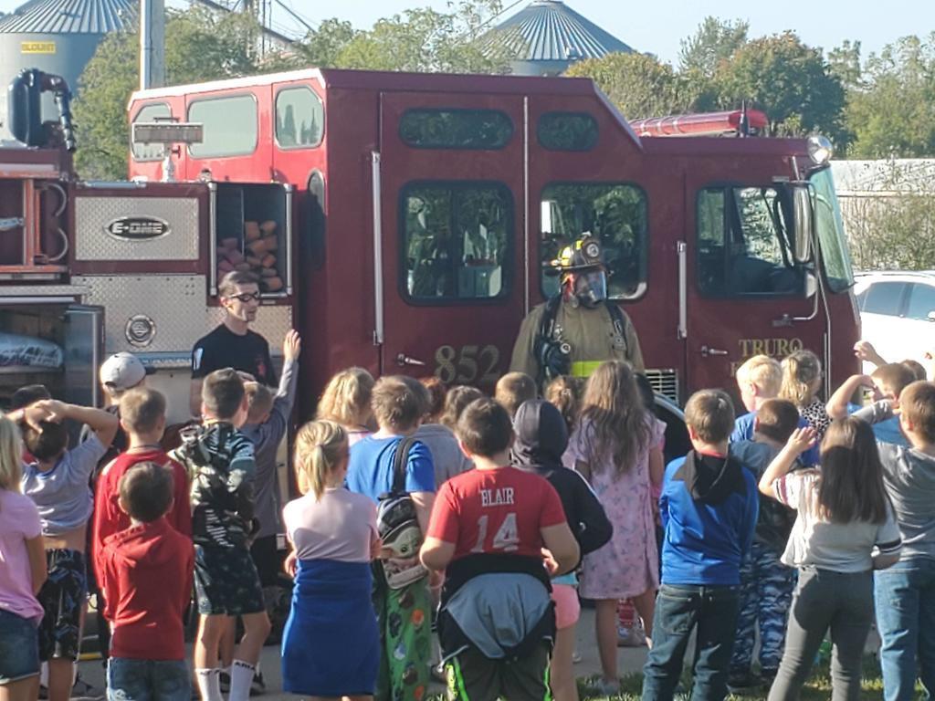 Students and the firefighters